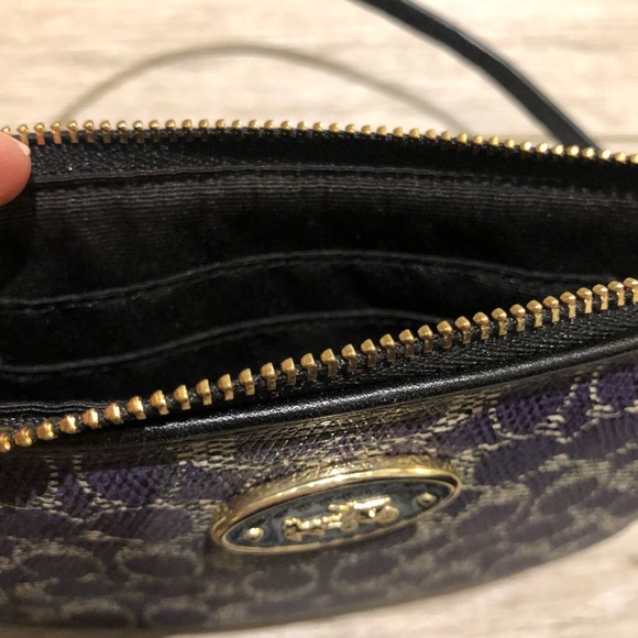 Purple Coach wristlet. - Picture 4 of 4